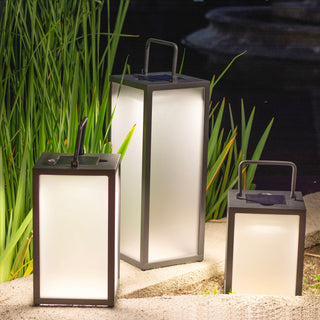 High efficiency tradition lantern in 3 sizes outdoor by the pond