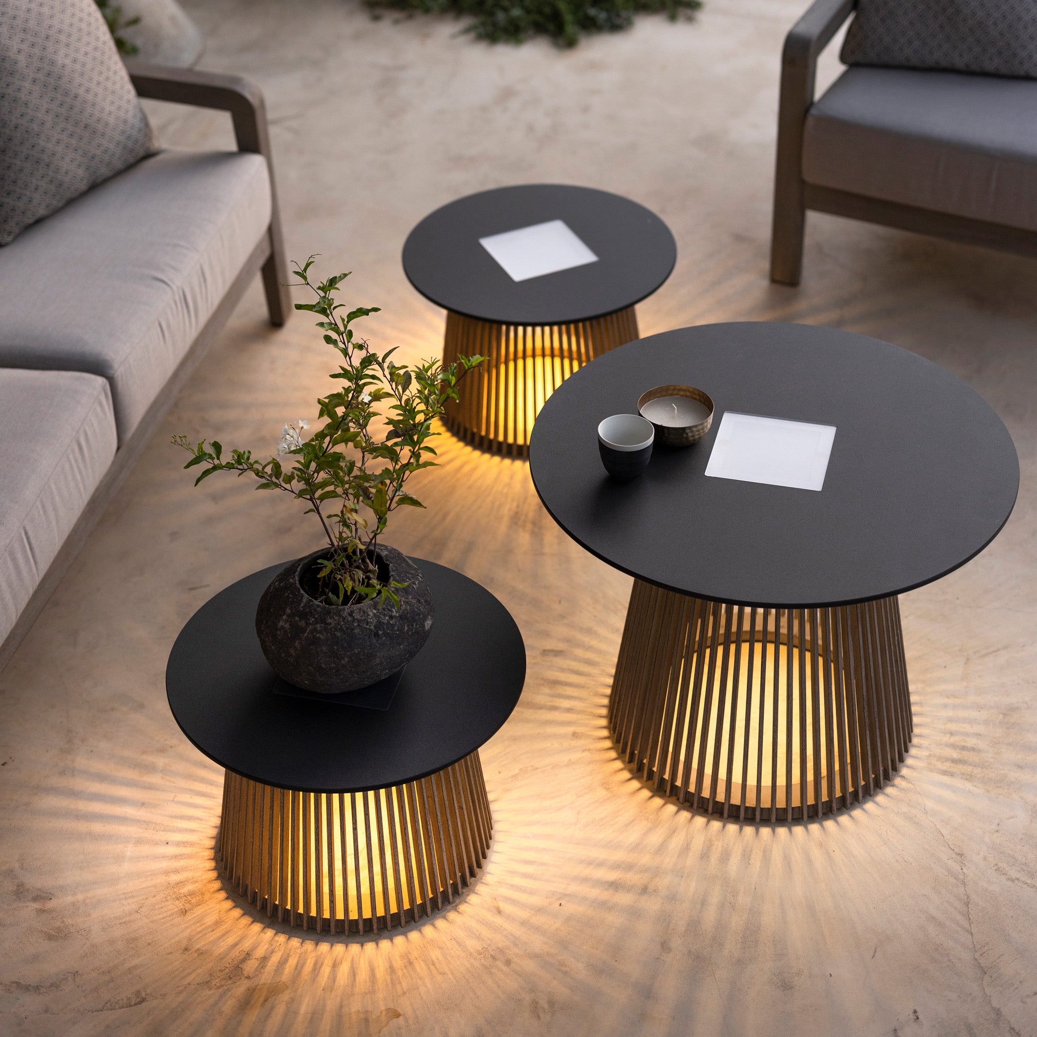 HALO Coffee Table with Light