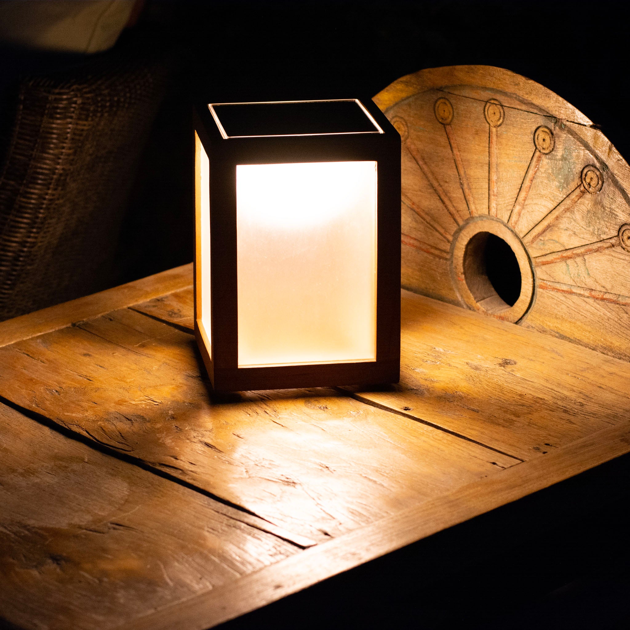 TRADITION table light